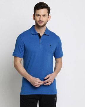 polo t-shirt with short sleeves