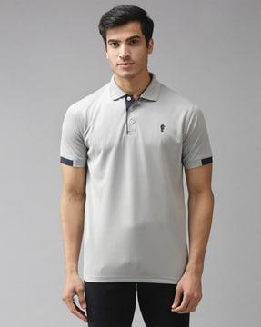 polo t-shirt with short sleeves