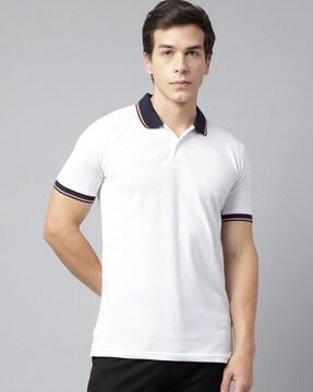 polo t-shirt with short sleeves