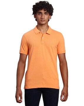 polo t-shirt with short sleeves