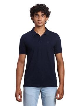 polo t-shirt with short sleeves