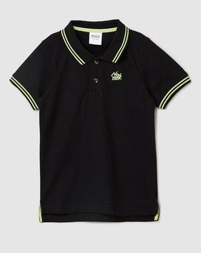 polo t-shirt with short sleeves