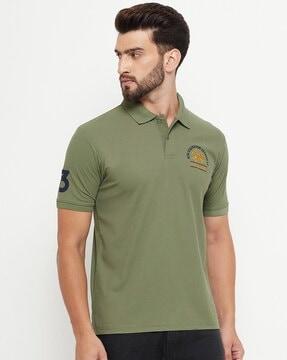 polo t-shirt with short sleeves