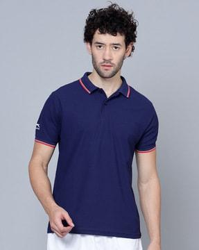 polo t-shirt with short sleeves