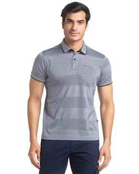 polo t-shirt with short sleeves