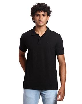 polo t-shirt with short sleeves