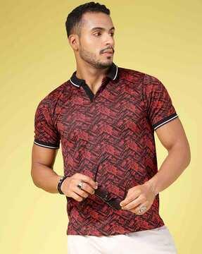 polo t-shirt with short sleeves