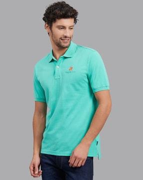 polo t-shirt with side vents