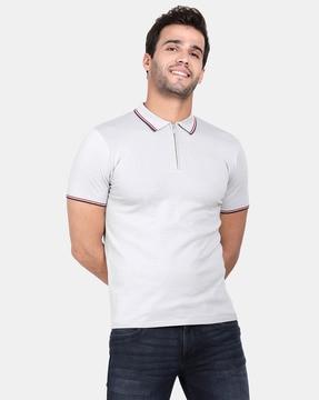 polo t-shirt with side vents