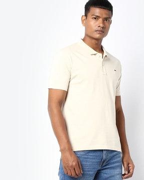 polo t-shirt with vented hemline