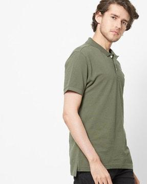 polo t-shirt with vented step hem