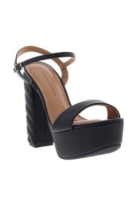 polyurethane buckle womens casual sandals - black