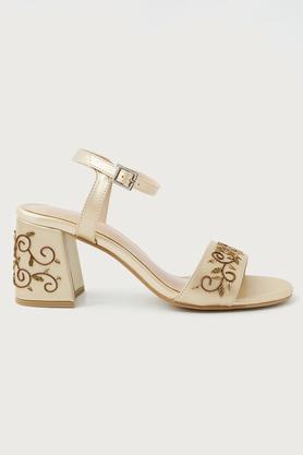 polyurethane slipon women's ethnic block heel sandals - natural