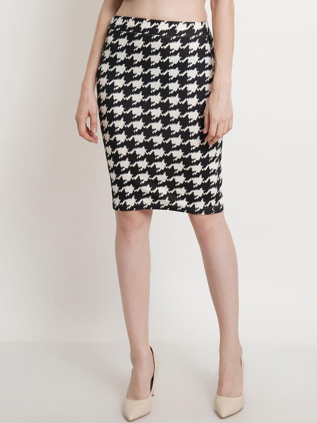popwings women black & white checked printed knee length pencil skirt