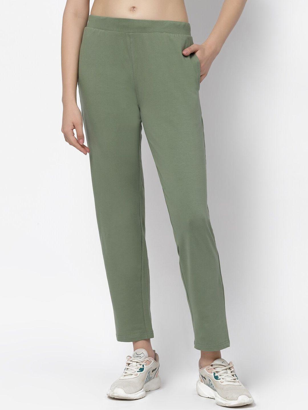 prag & co women mid rise slim -fit antimicrobial & rapid-dry cotton track pant