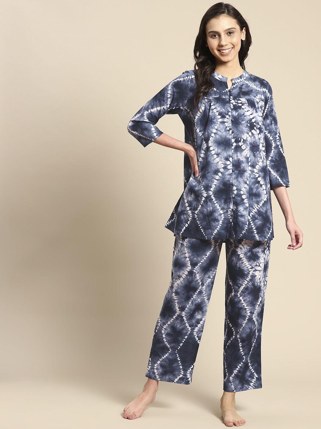 prakrti women navy blue & white dyed cotton pyjama set