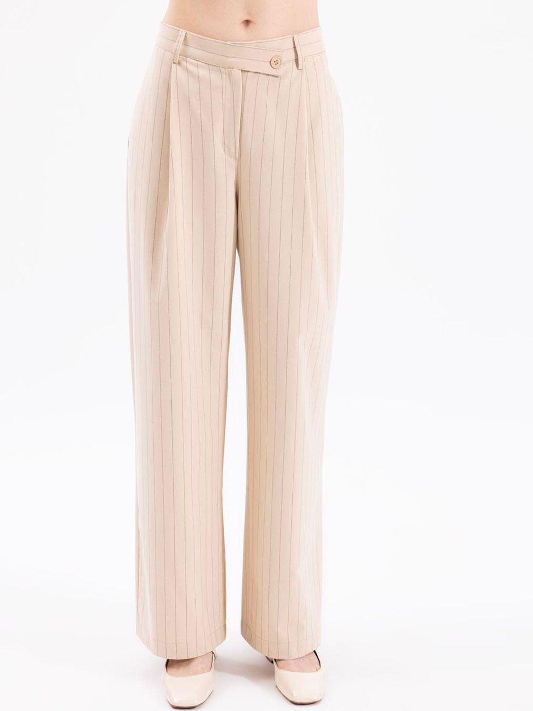 pret a tuer women striped mid-rise pleated straight fit parallel trousers