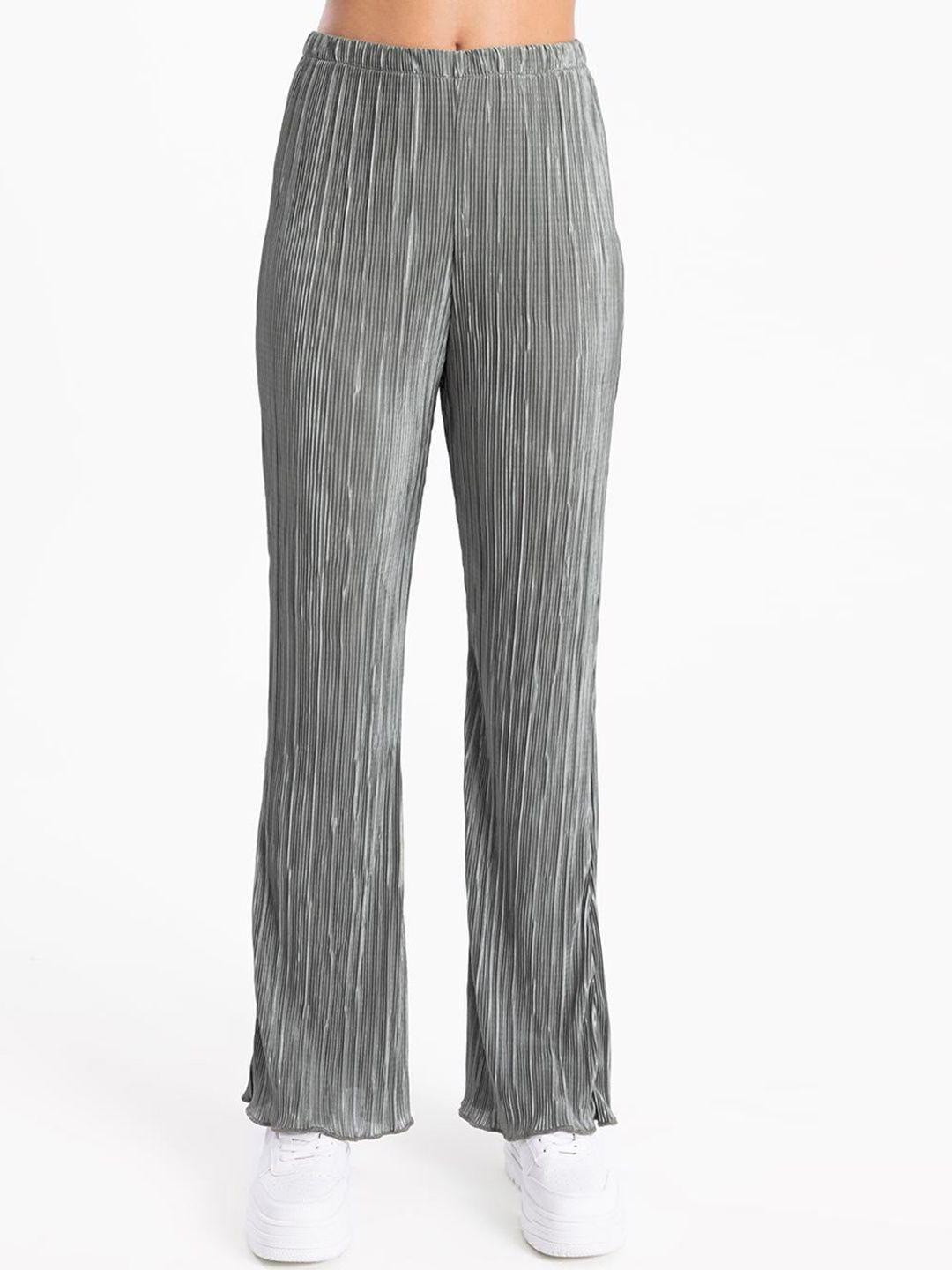 pret a tuer women striped straight fit trousers
