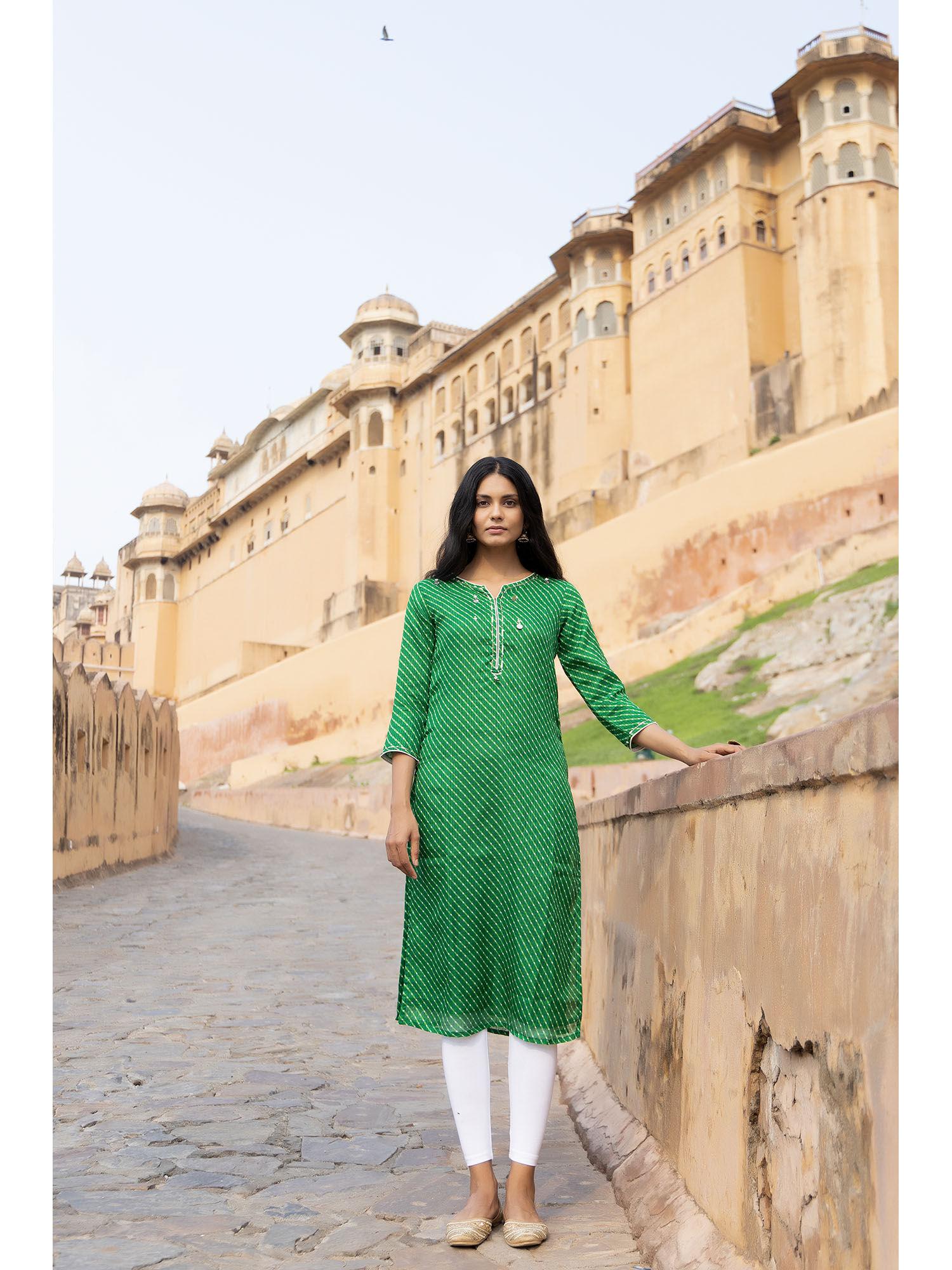 pri green leheriya kurta