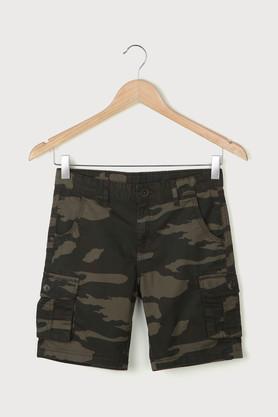 printed blended fabric regular fit boys shorts - green
