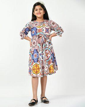 printed dress with waist tie-up