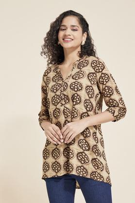printed rayon v neck women's casual wear tunic - brown