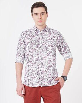 printed shirt with button-down collar
