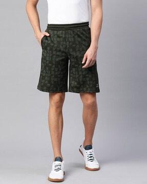 printed slim fit knit shorts with elasticated waist