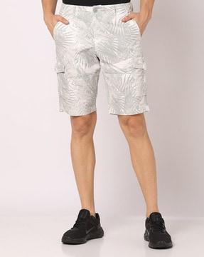 printed slim fit shorts