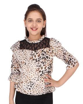 printed top with lace panel