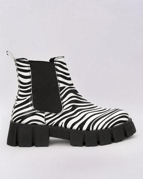printed ankle-length boots