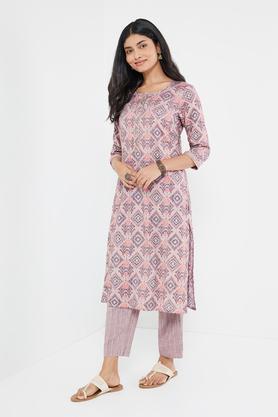 printed blended regular fit women's kurta set - pink