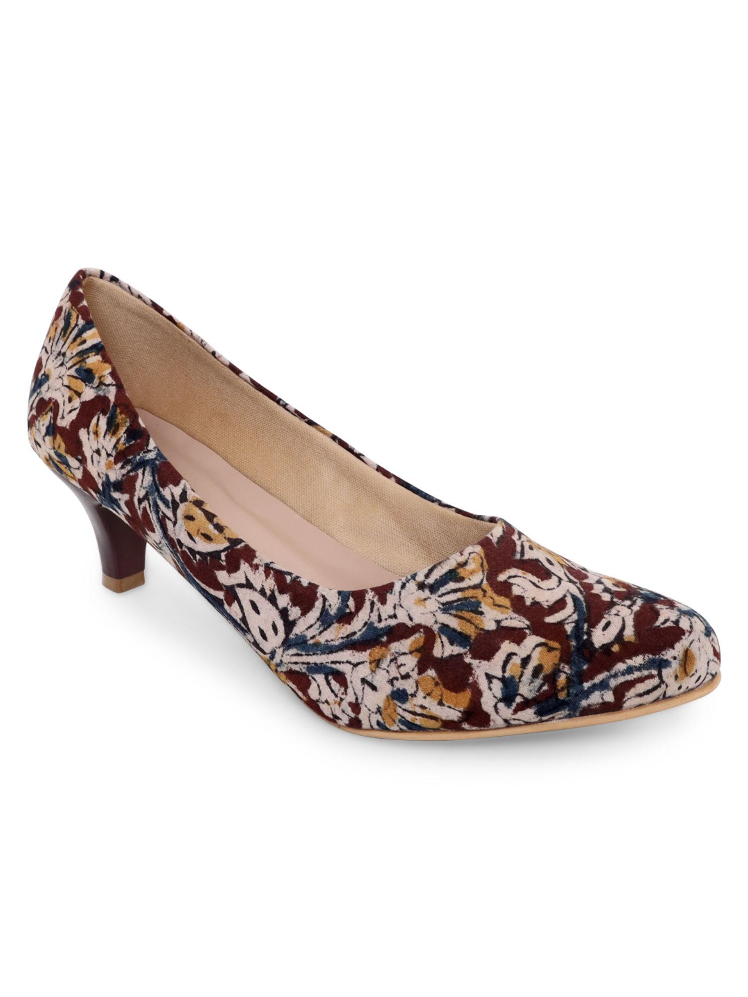 printed brown kitten heels