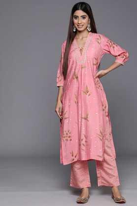 printed calf length blended fabric woven women's kurta set - pink