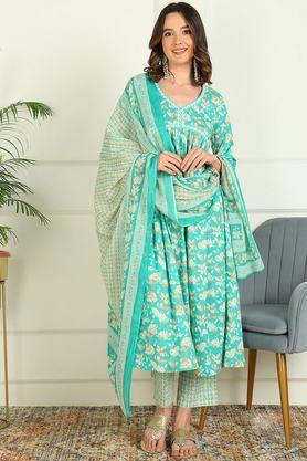 printed calf length cotton woven women's kurta set - green