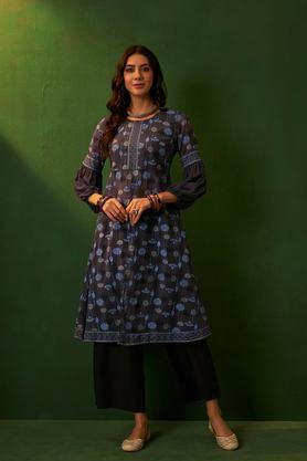 printed calf length georgette knitted women's kurta set - grey