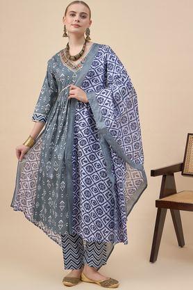 printed calf length rayon knitted women's kurta set - grey