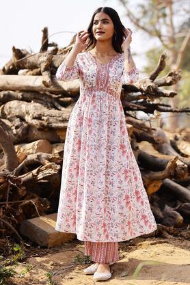 printed calf length rayon woven women's kurta set - peach