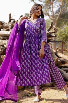 printed calf length rayon woven women's kurta set - purple