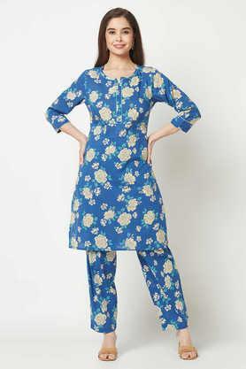 printed cambric round neck women's kurta palazzo set - blue