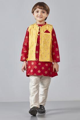 printed chanderi ankle length boys kurta set - red