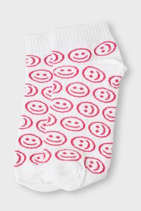 printed cotton blend women's ankle socks - white