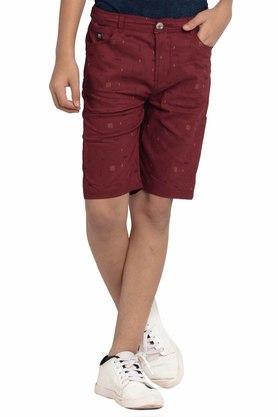 printed cotton regular boys shorts - maroon