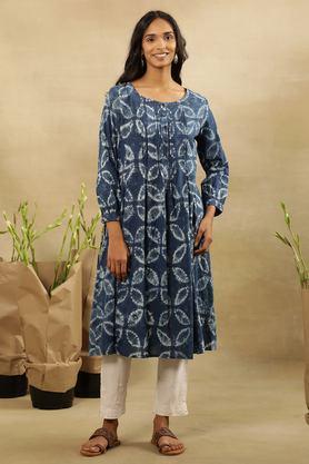 printed cotton round neck women's casual wear kurta - blue