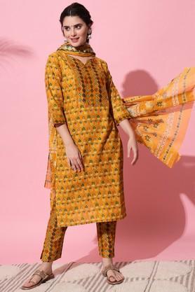 printed cotton round neck women's kurta set - yellow