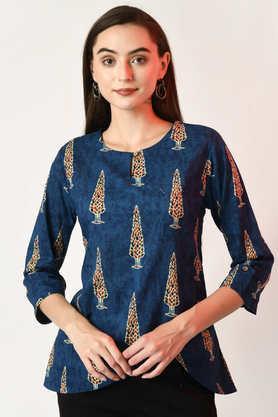 printed cotton v-neck women's top - blue