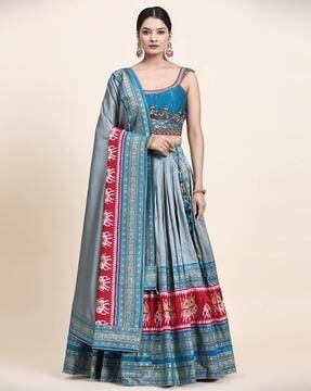 printed flared lehenga & choli set with dupatta