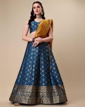 printed flared lehenga choli set & dupatta