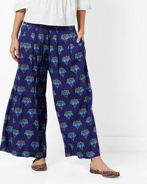 printed flared pants with pockets