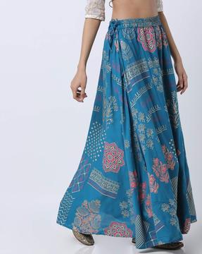 printed flared skirt with tie-up